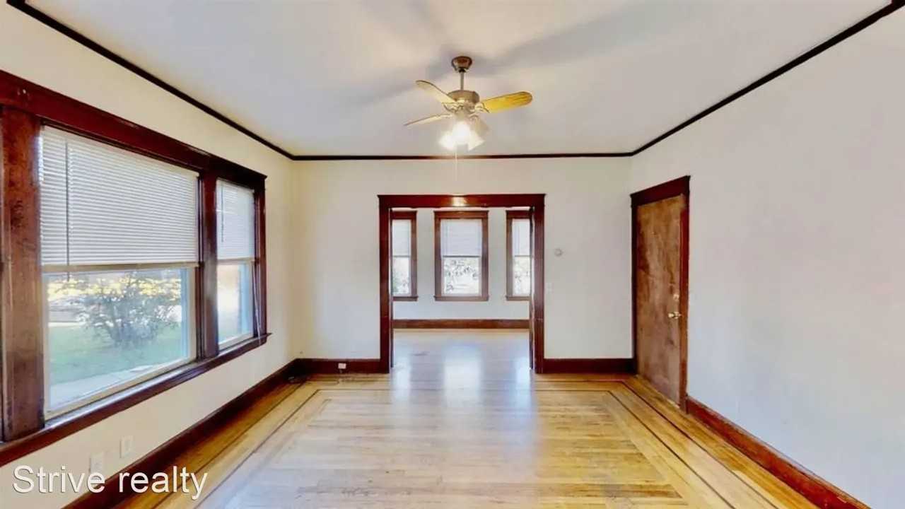 188 Nelson St - Photo 3 of 11