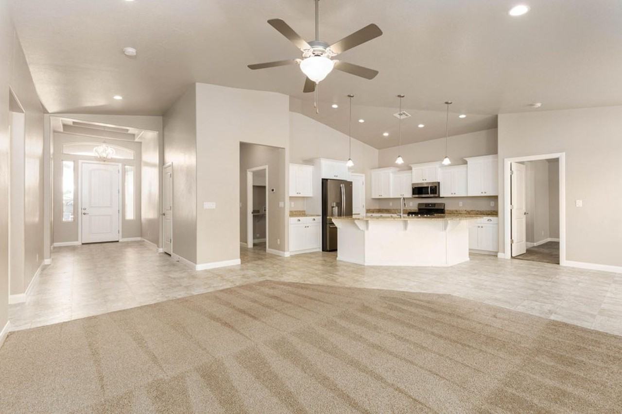 973 E 3850 S - Photo 7 of 37