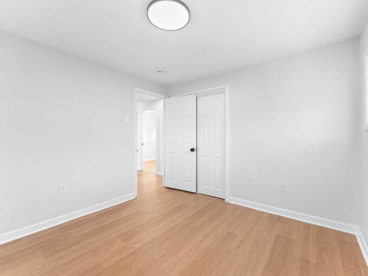 12 Rockland Ter - Photo 4 of 25