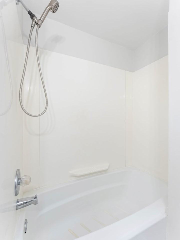 12 Rockland Ter - Photo 7 of 25