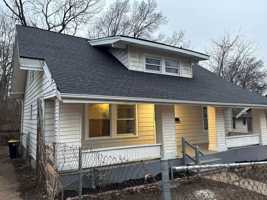 featured image of 1907 E 50th St