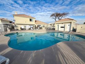 661 Anne Ln - Photo 1 of 1