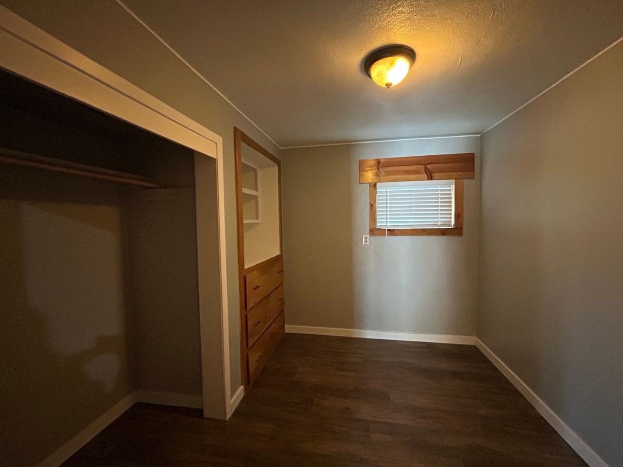 1094 Sonora Ave - Photo 7 of 12