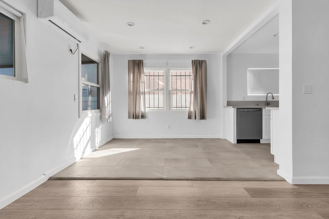 1155 Exposition Blvd - Photo 4 of 26