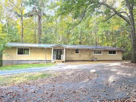 featured image of 435 Sherwood Rd