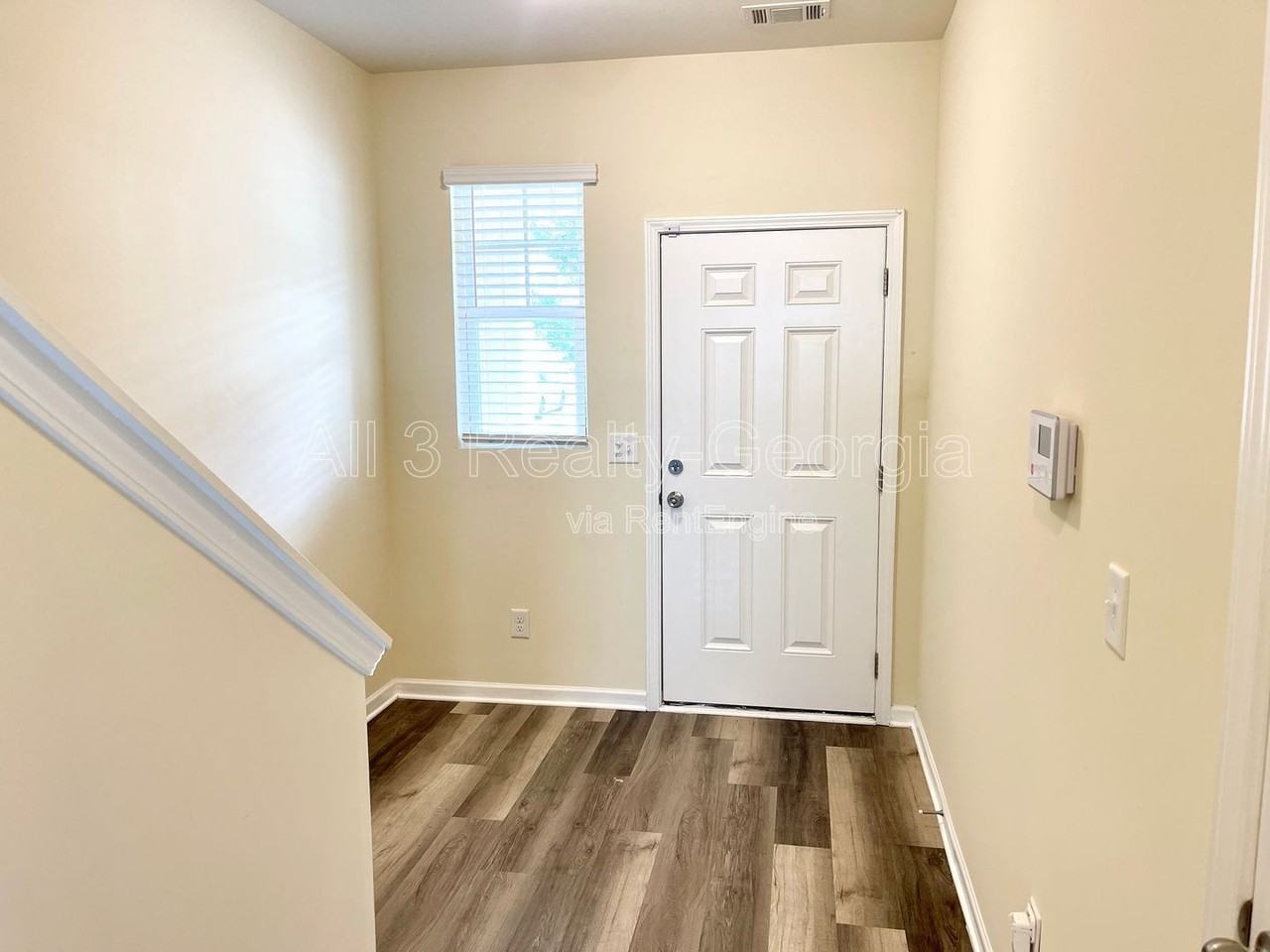 11971 Fuller St - Photo 4 of 21