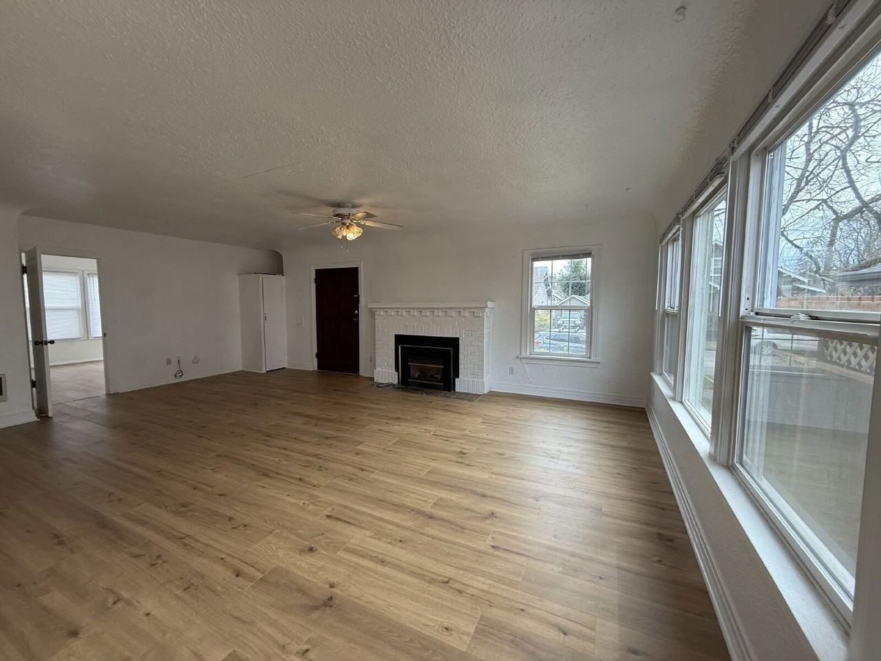 777 W 10th Ave #A - Photo 7 of 19