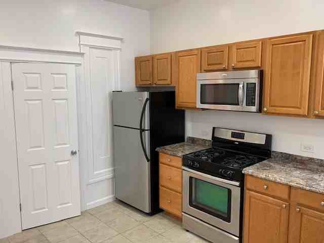 1459 Kearny St - Photo 5 of 24