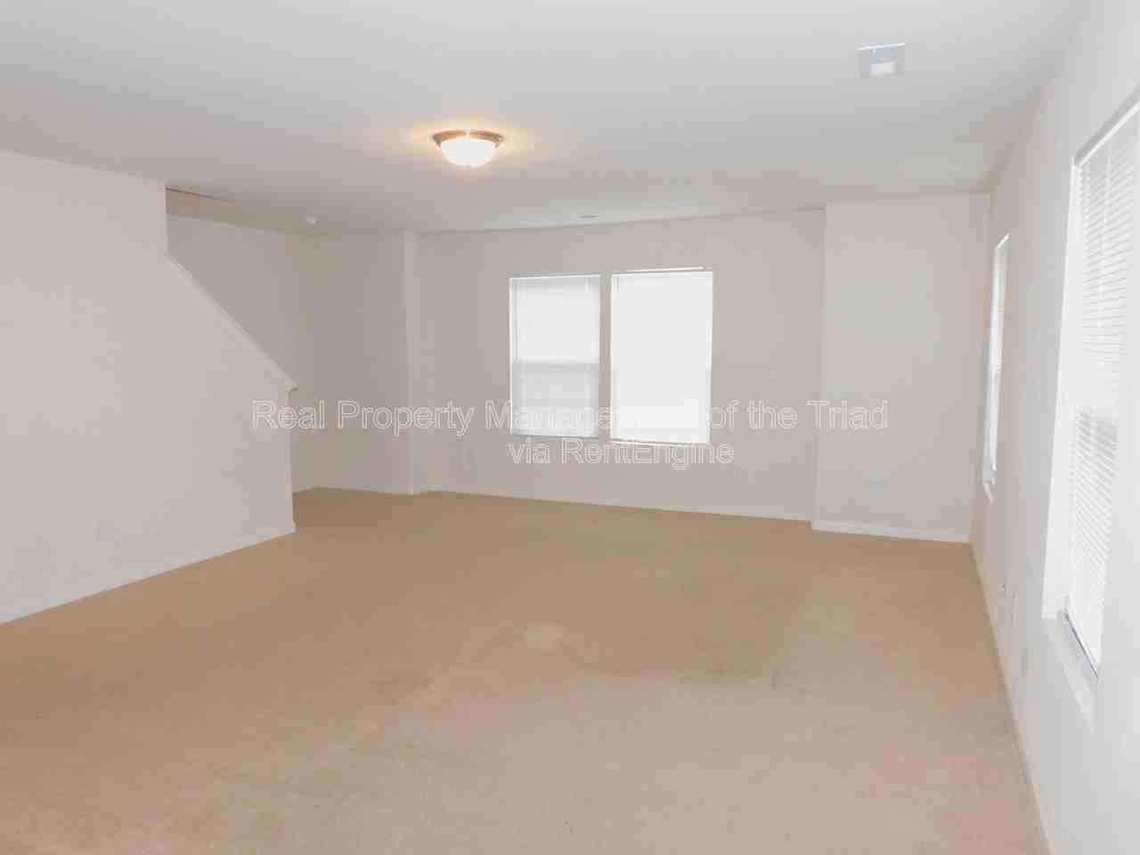 301 Hidden Timber Ln - Photo 3 of 23