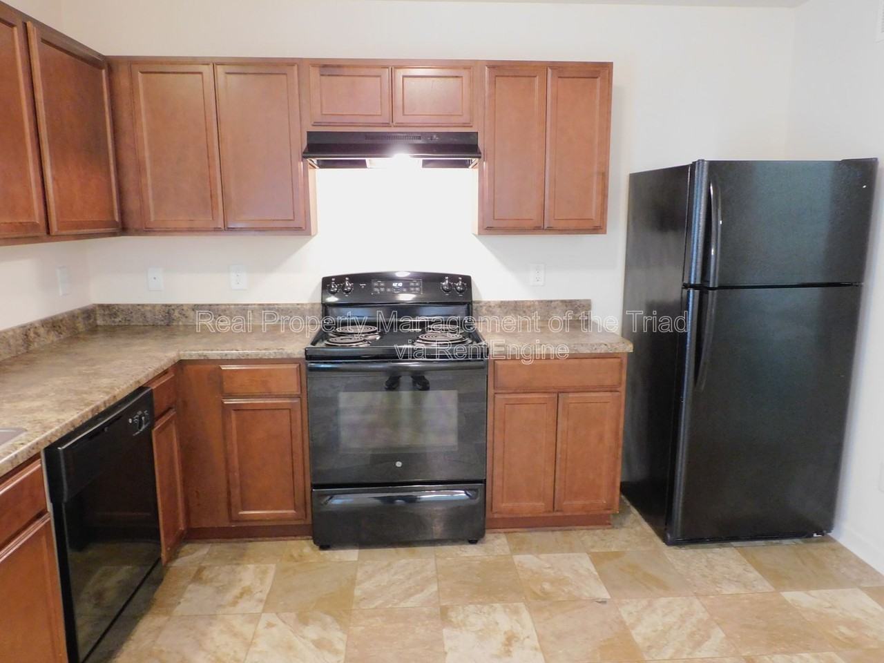 301 Hidden Timber Ln - Photo 6 of 23