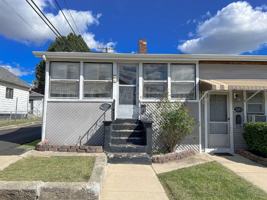 featured image of 230 Creve Coeur St