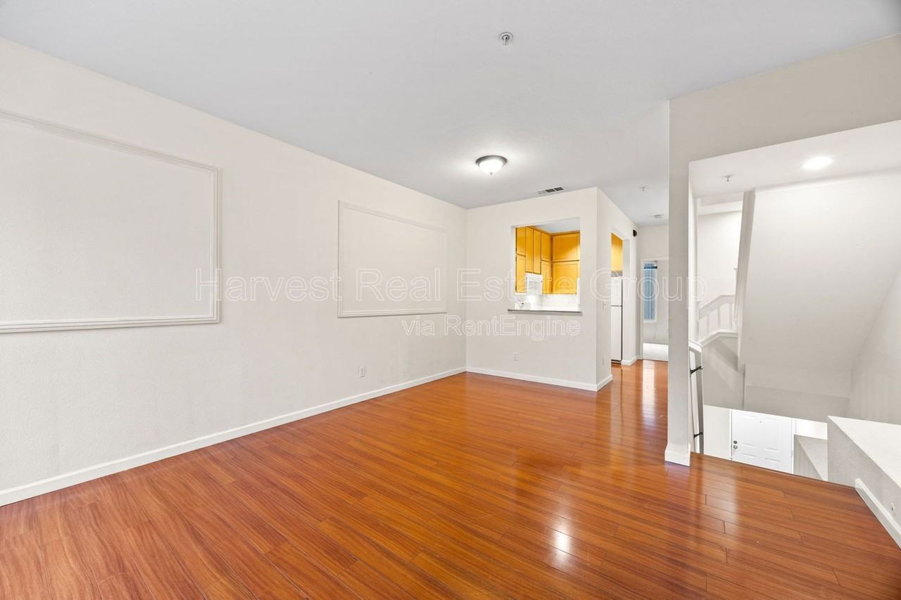 616 Atherton Pl - Photo 3 of 19