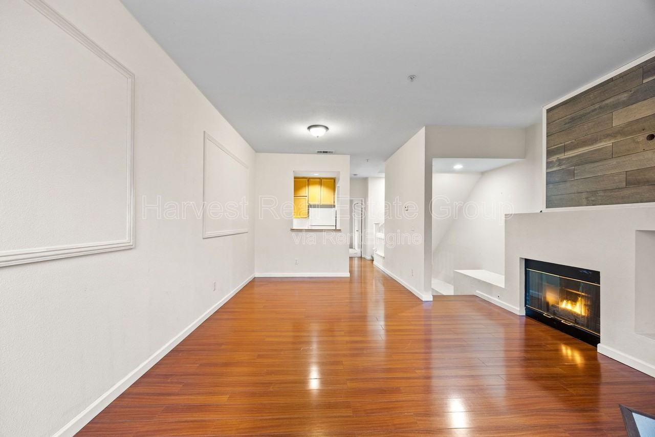 616 Atherton Pl - Photo 4 of 19