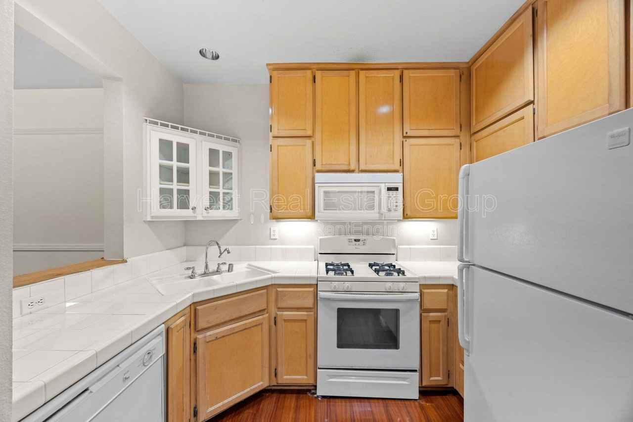 616 Atherton Pl - Photo 7 of 19