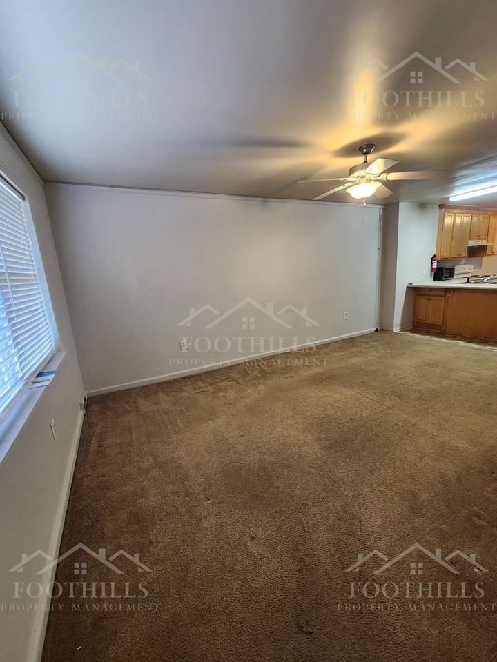 2712 Cedar Ln #A - Photo 2 of 11