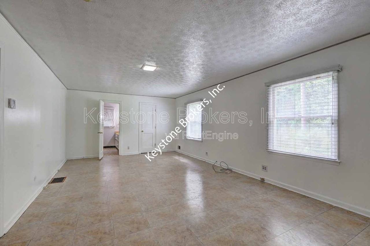 3274 Harris Dr - Photo 7 of 11