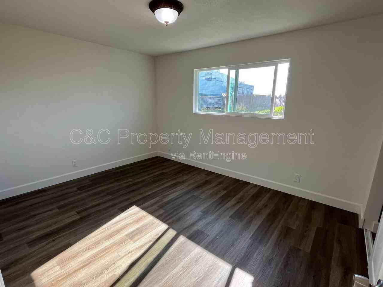 11464 W Larch Rd - Photo 7 of 8