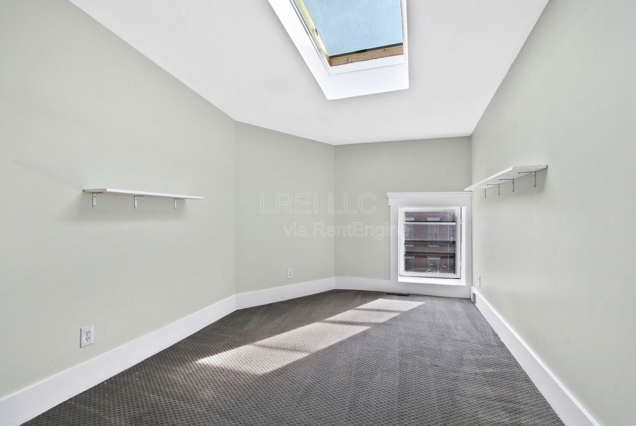 1160 S Brook St #3 - Photo 5 of 13