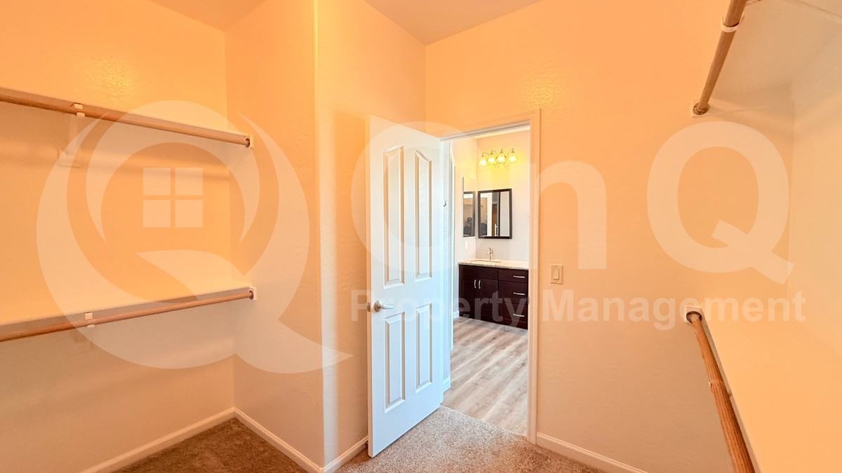 12230 W Miami St - Photo 3 of 50