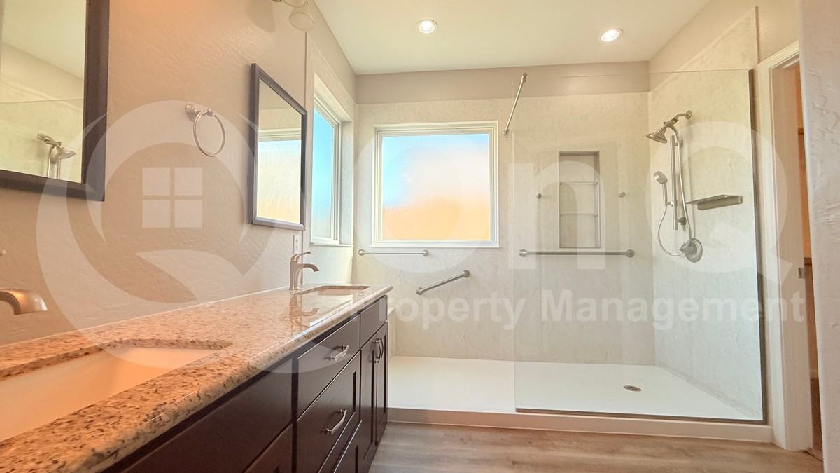 12230 W Miami St - Photo 6 of 50