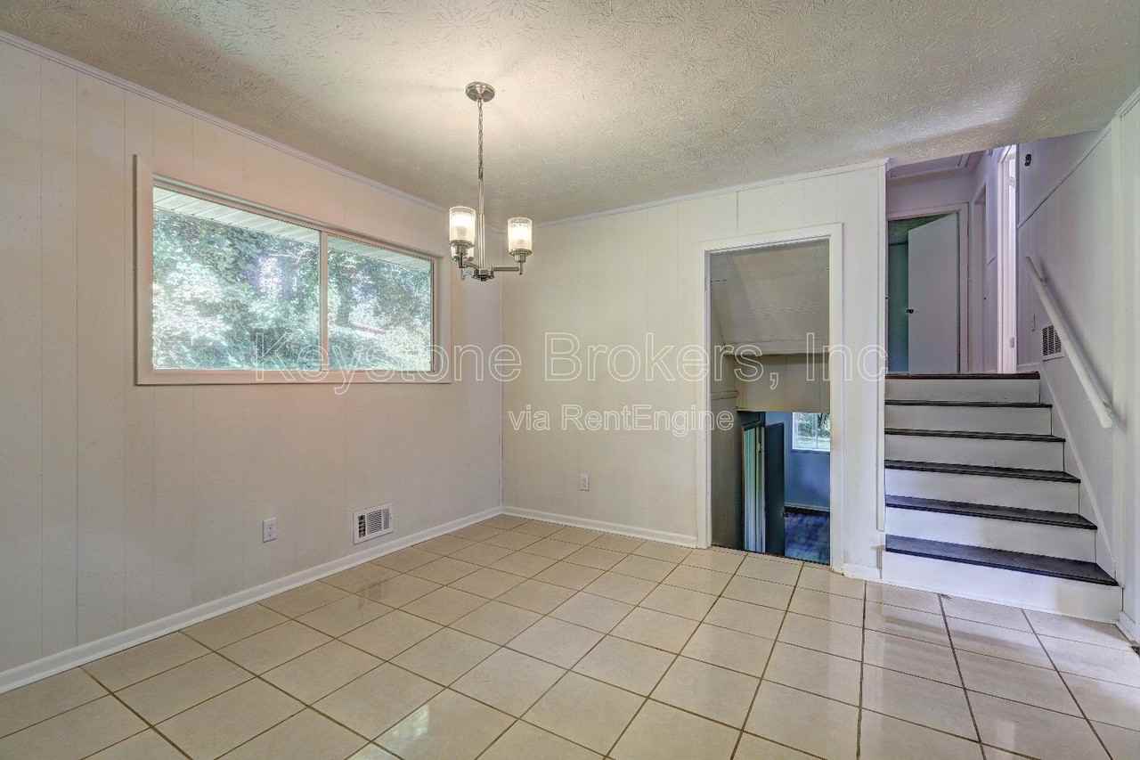 1634 Andora Ct - Photo 6 of 8