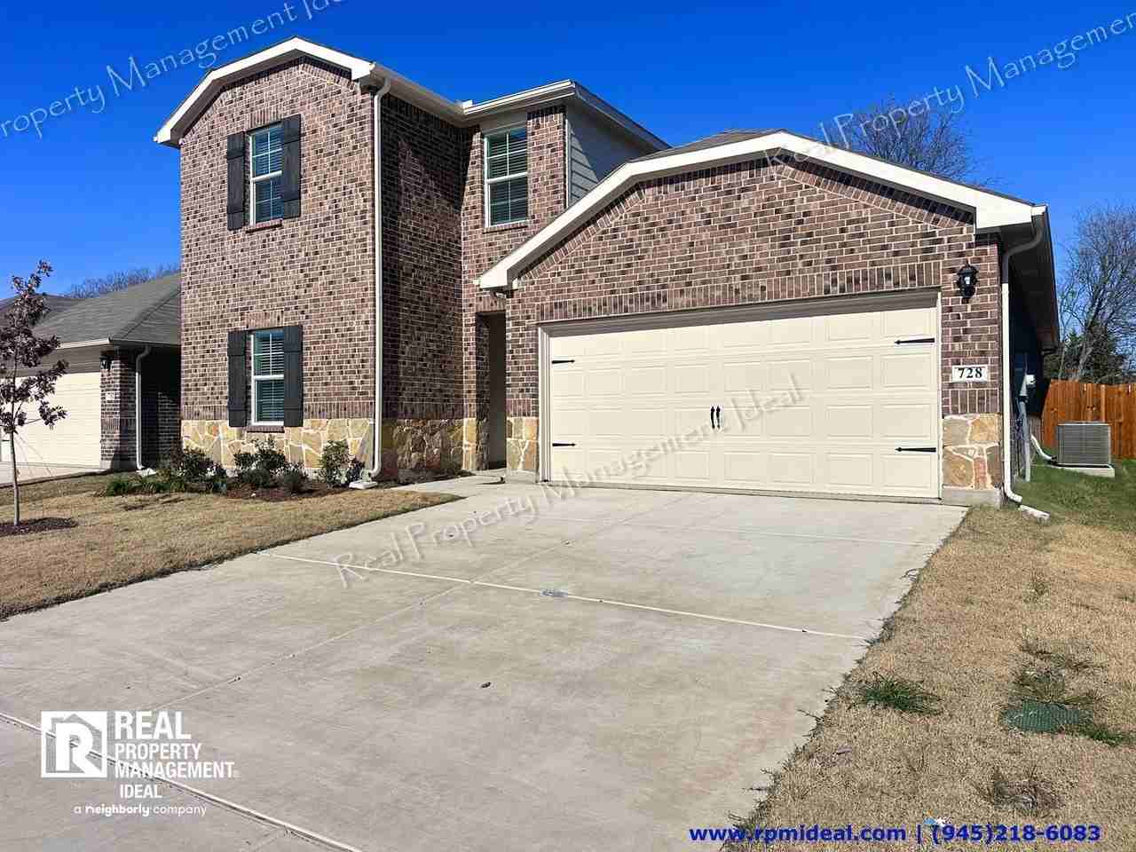 728 Pineywood Trl - Photo 2 of 30