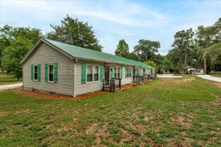 210 Bryan St - Photo 1 of 1