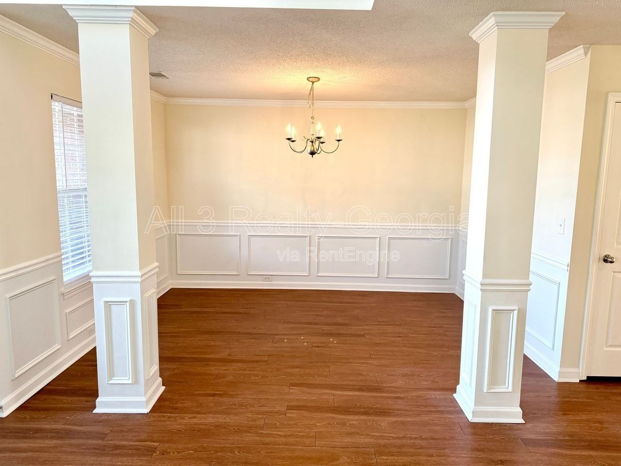 1980 Sawgrass Dr - Photo 6 of 39