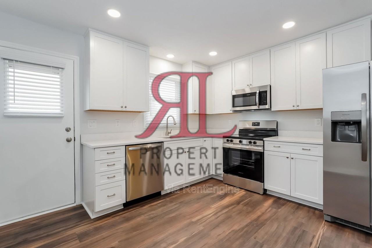 1869 Drew Ave - Photo 7 of 17