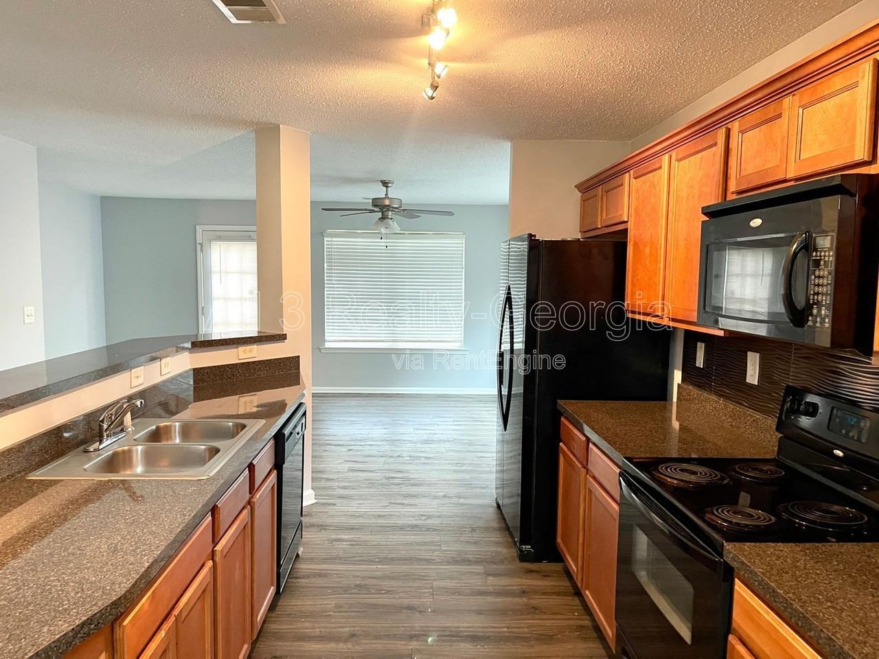 101 Prattling Ct - Photo 4 of 19