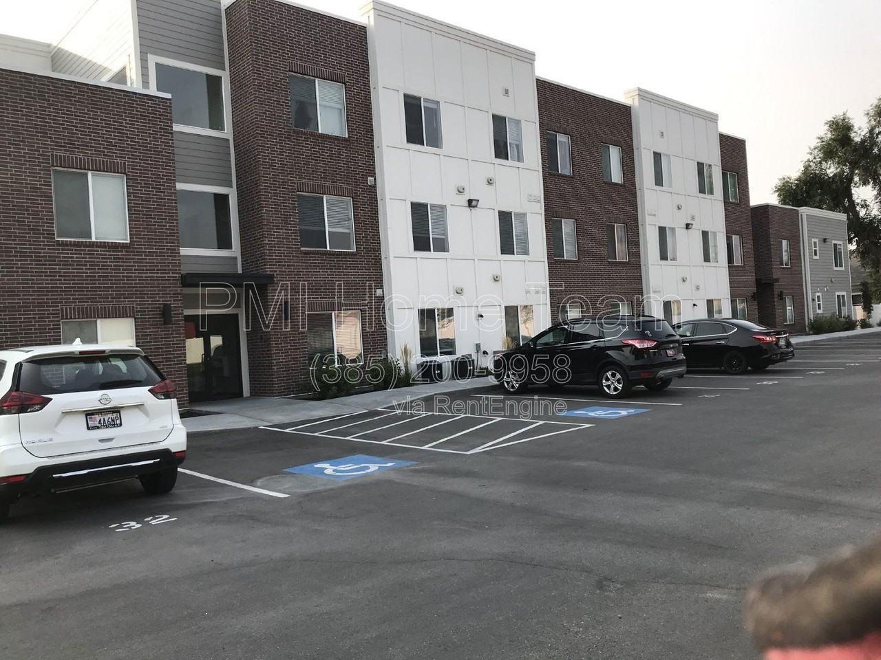 2874 Kiesel Ave #202