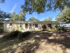 842 Lake Ave - Photo 1 of 1