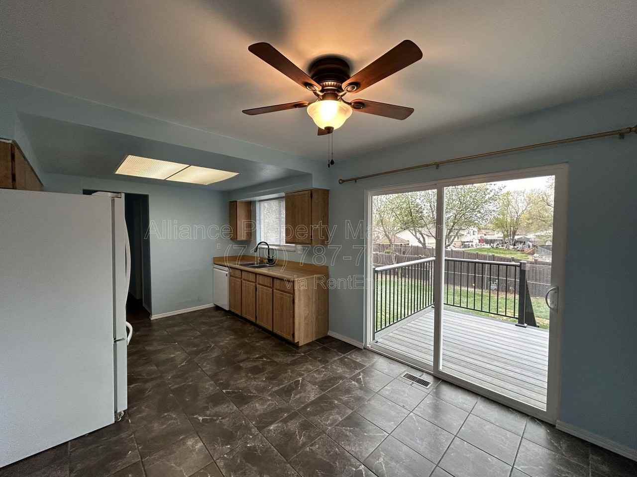 7010 Silverheels Ct - Photo 6 of 29