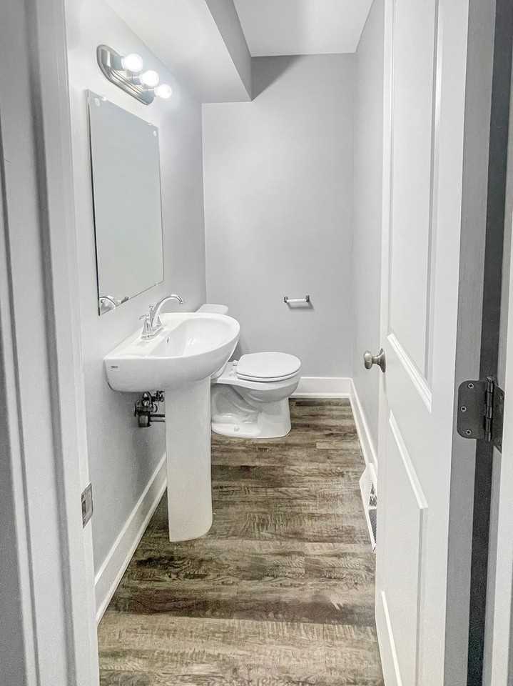 4754 Eastern Ave Se #203 - Photo 4 of 19