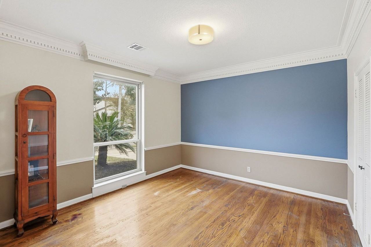 11930 Carriage Hill Dr - Photo 6 of 26