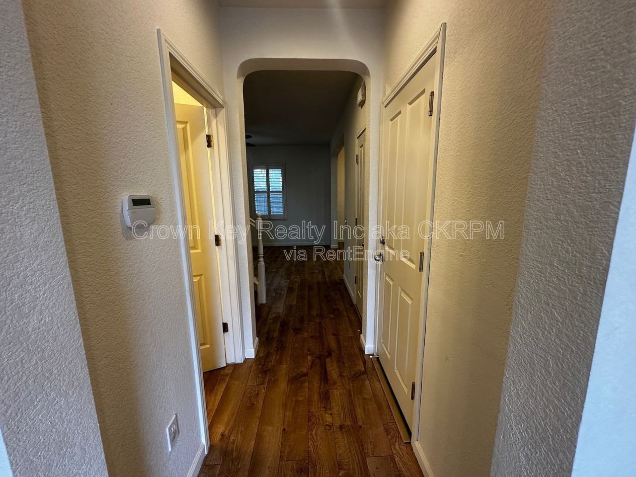 2608 Greenleaf St - Photo 4 of 25