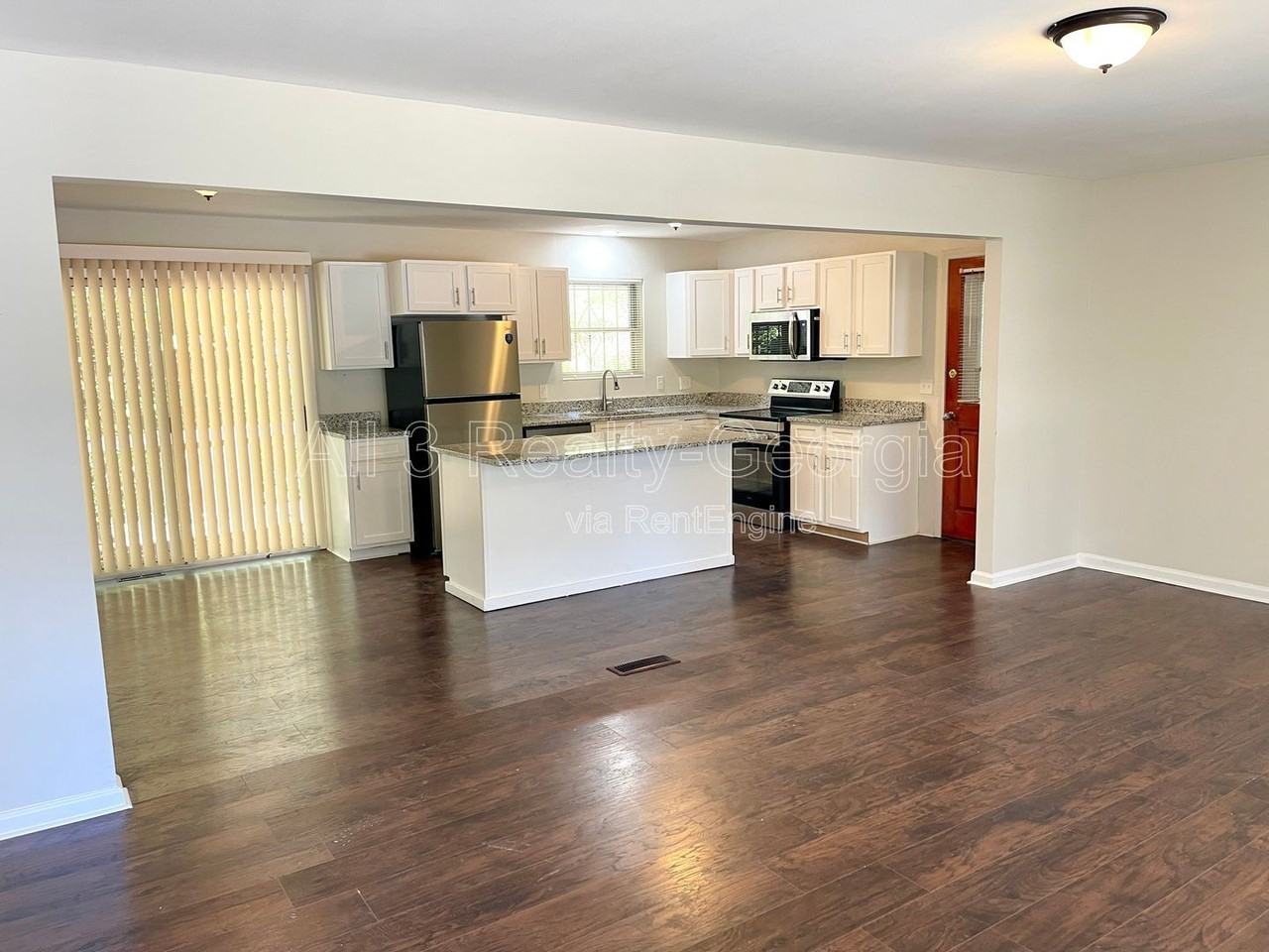 5435 Winstead Ct - Photo 2 of 20