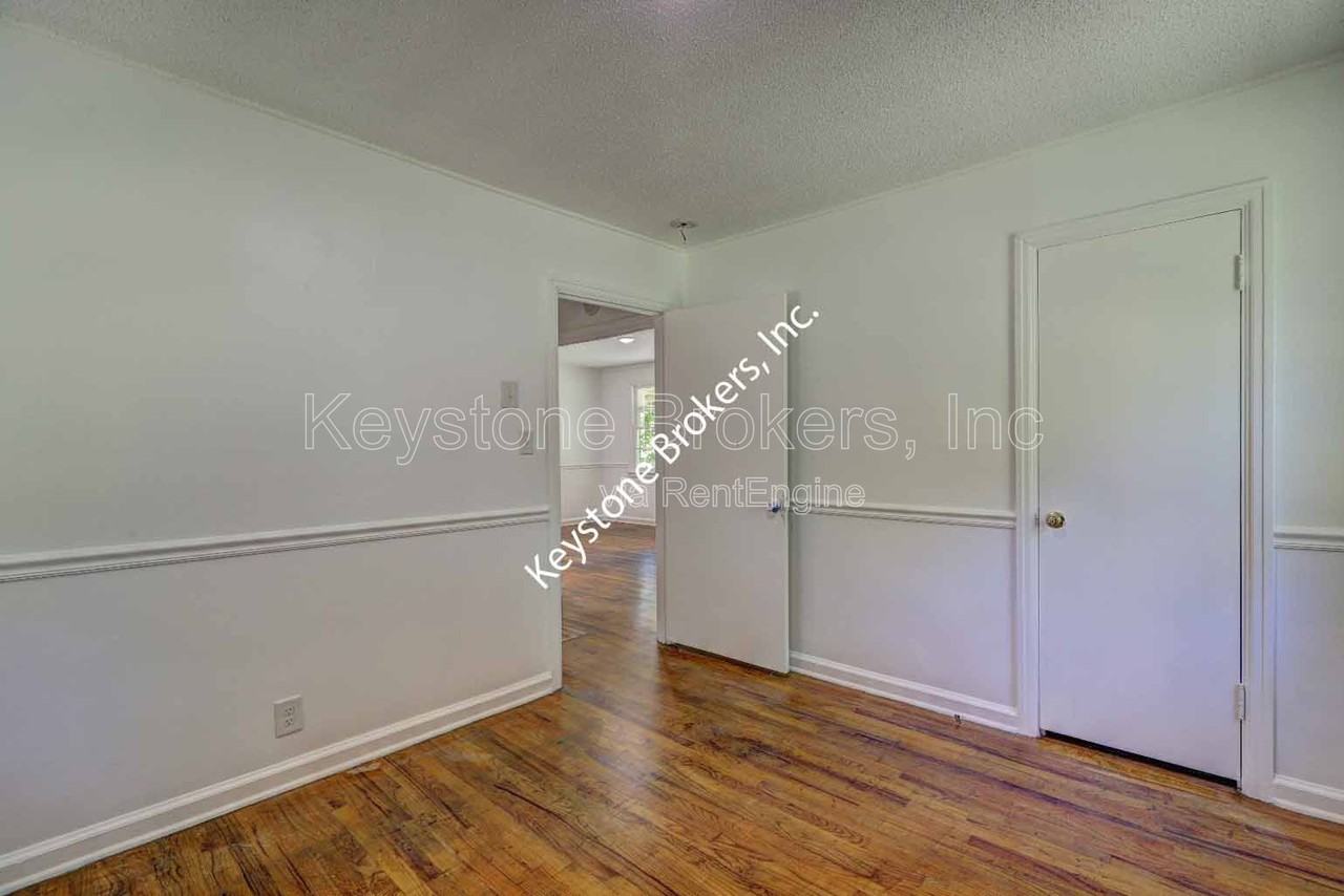 3445 Doster Way - Photo 7 of 9