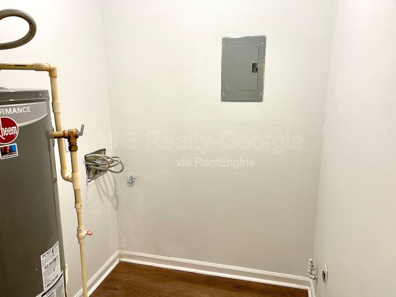 135 Meadowbrook Ct #C - Photo 5 of 17