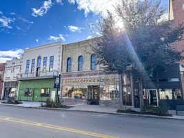 featured image of 209 W Main St