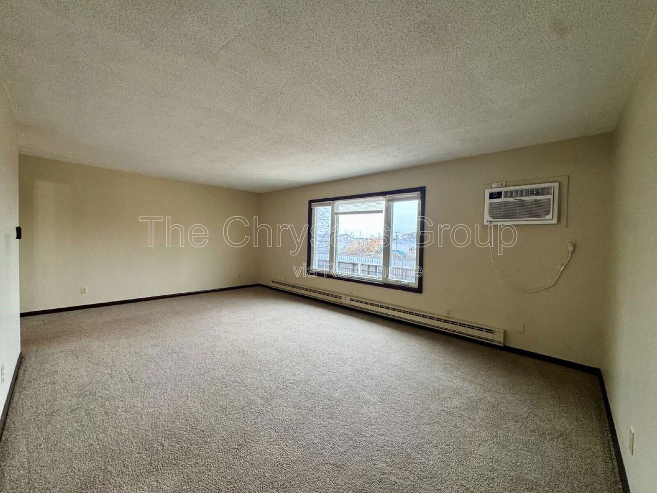 445 Elm Pl #R23 - Photo 4 of 8