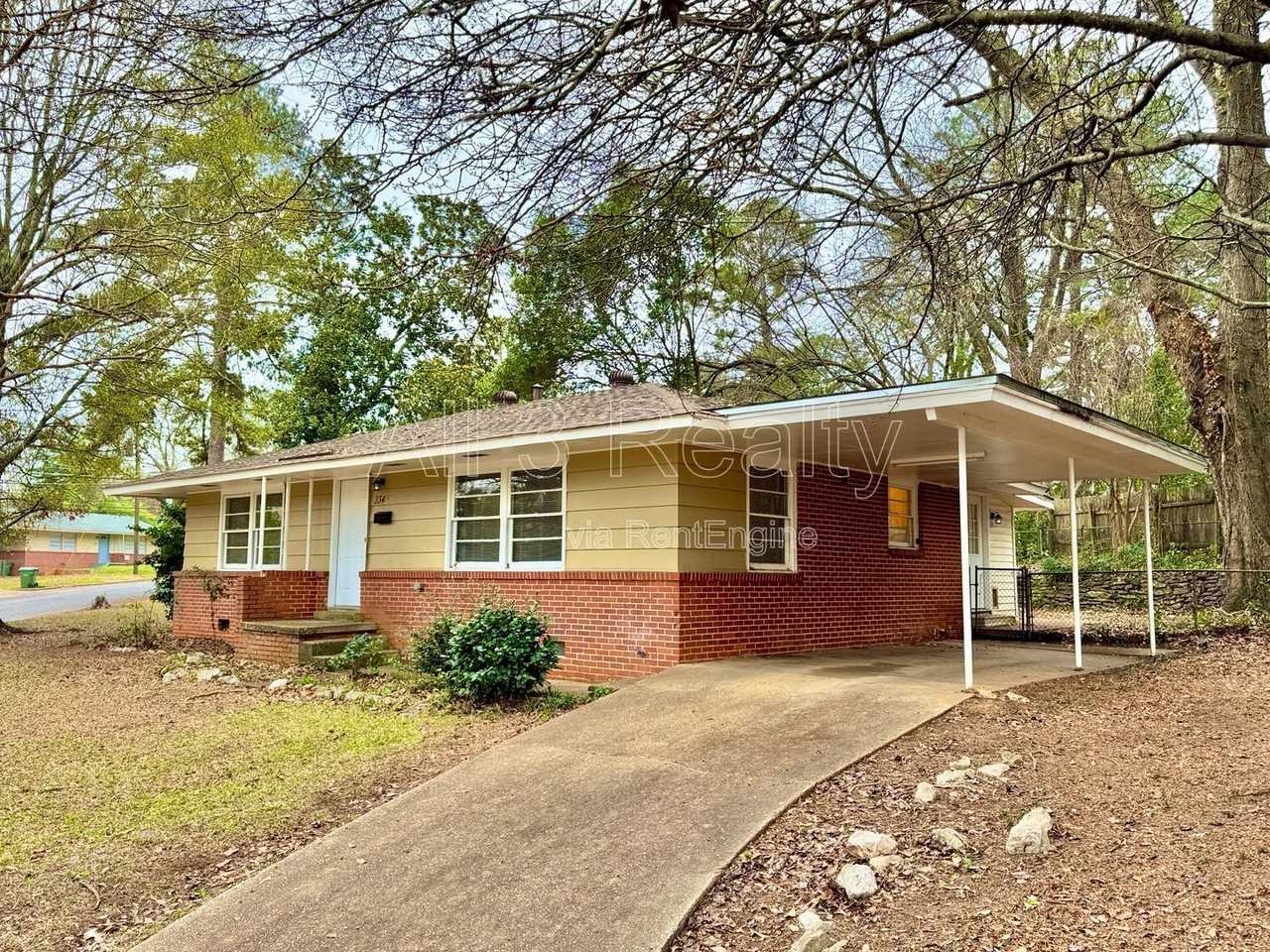 3346 Vermont Dr - Photo 3 of 30