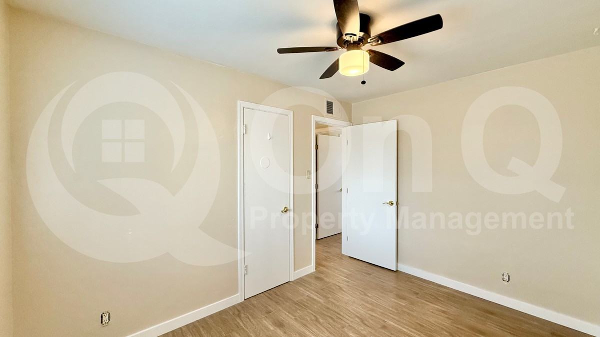 3835 W Holly St - Photo 7 of 19