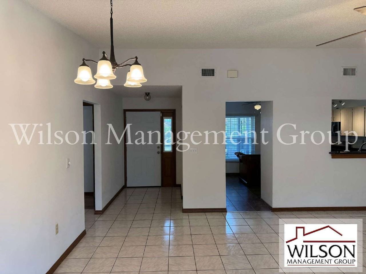 1420 Flamingo Dr - Photo 5 of 36