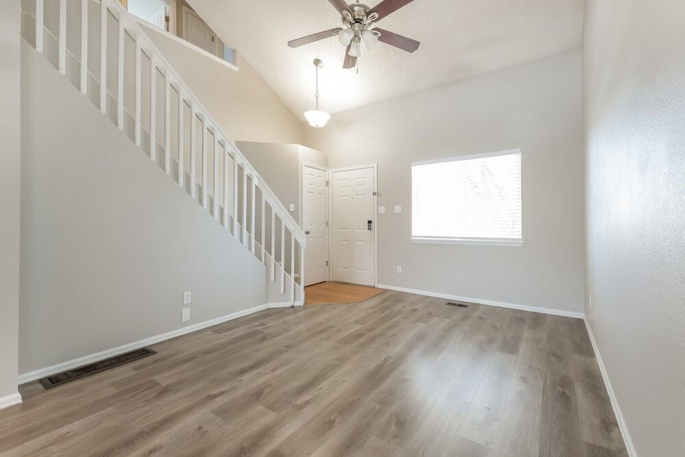 13587 Bellaire St - Photo 6 of 18