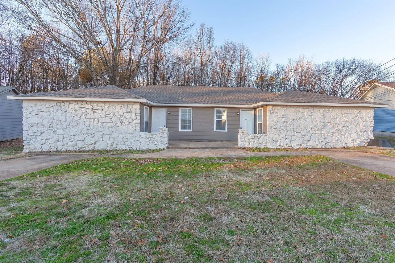 57 Carolane Dr - Photo 5 of 11