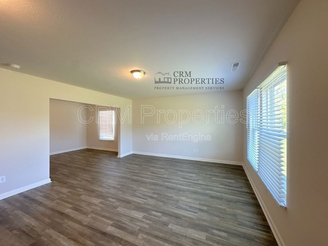 1138 Deer Trl - Photo 7 of 35