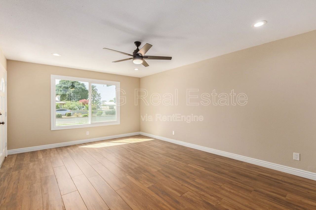 1102 E Alameda Dr - Photo 7 of 30