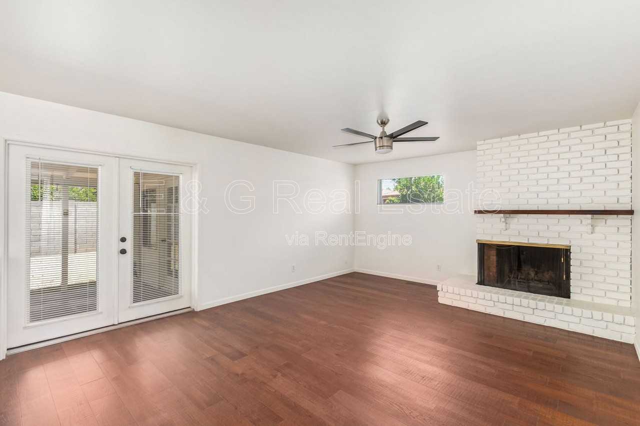 108 W Balboa Dr - Photo 4 of 29