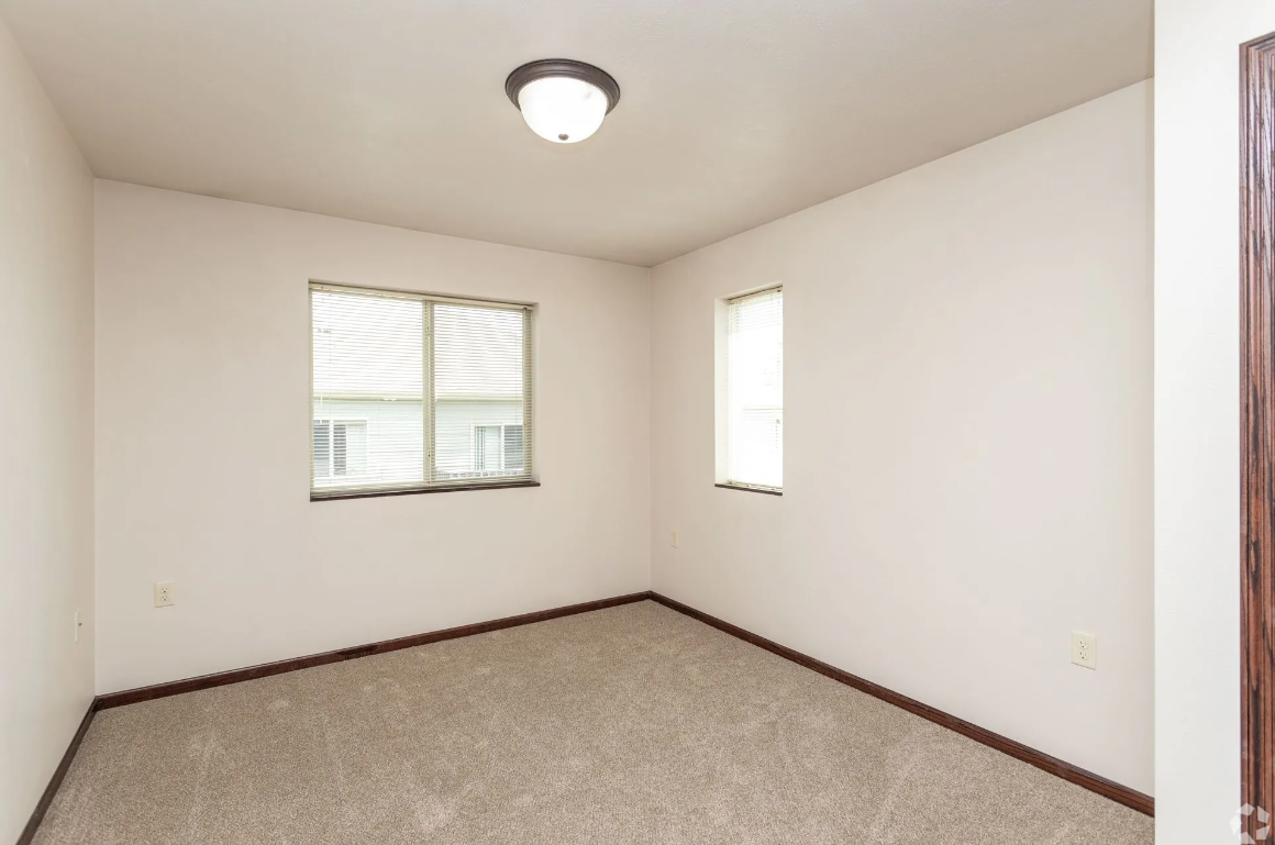 1601 E 8th St #128 - Photo 6 of 27